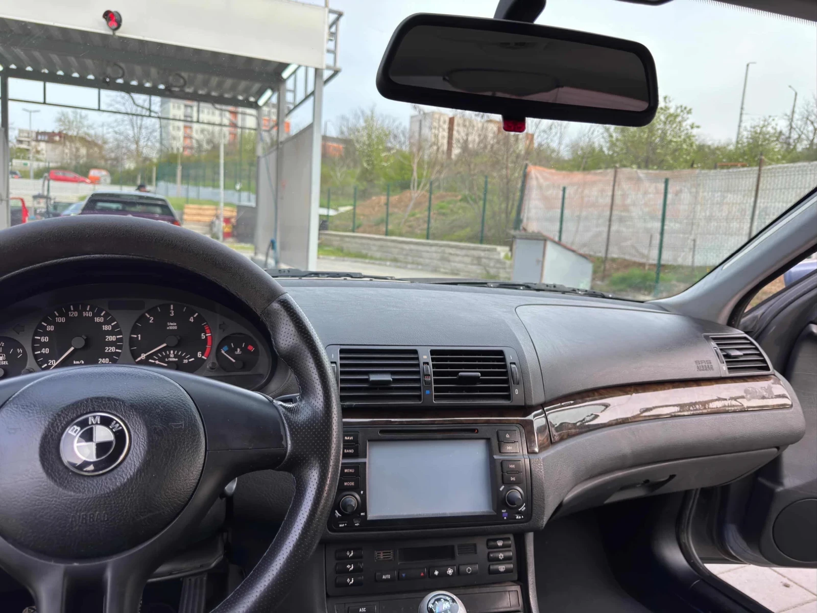 BMW 320, снимка 5 - Автомобили и джипове - 54184505