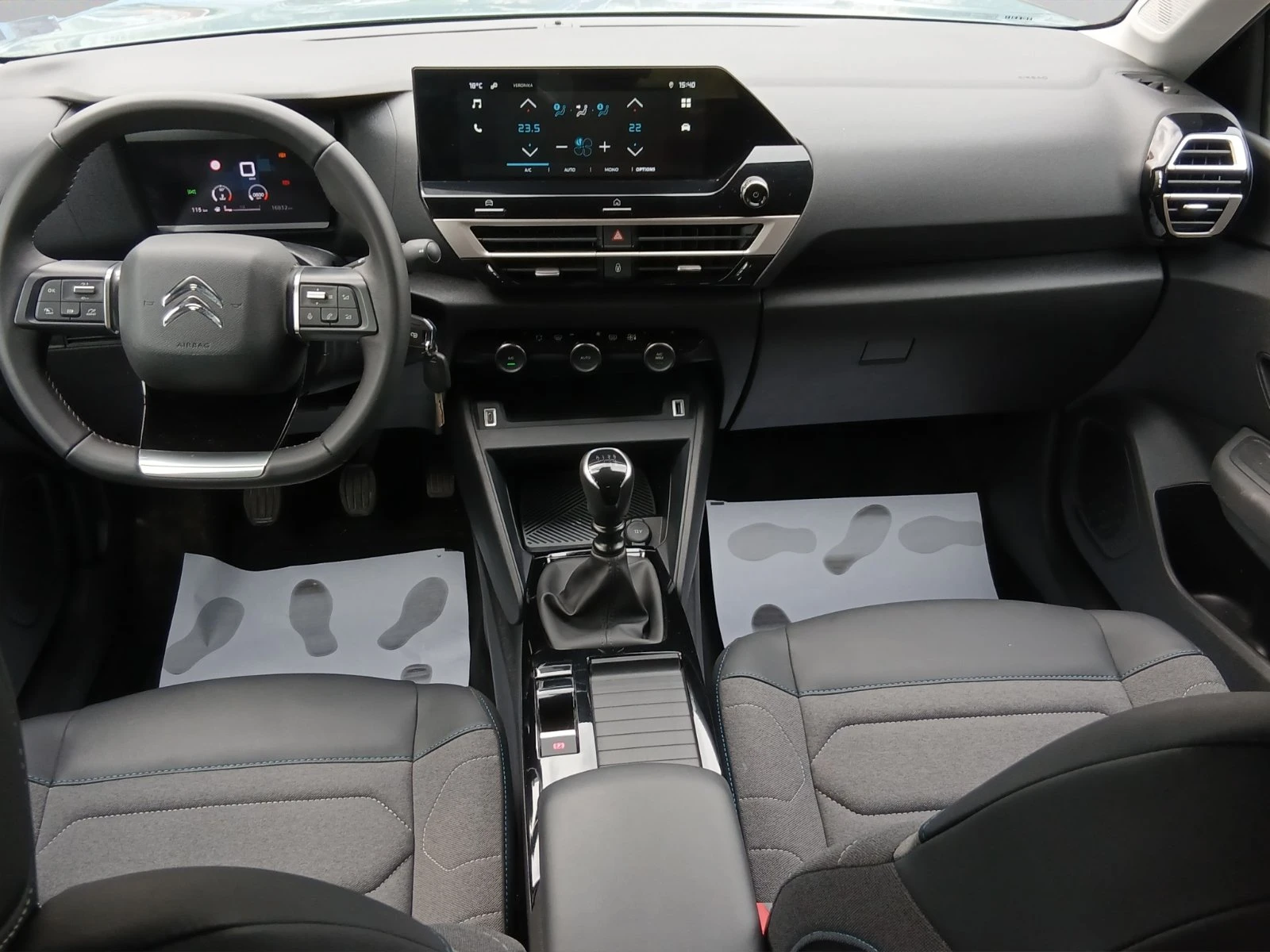 Citroen C4 1.2 PureTech 130, снимка 12 - Автомобили и джипове - 54454303