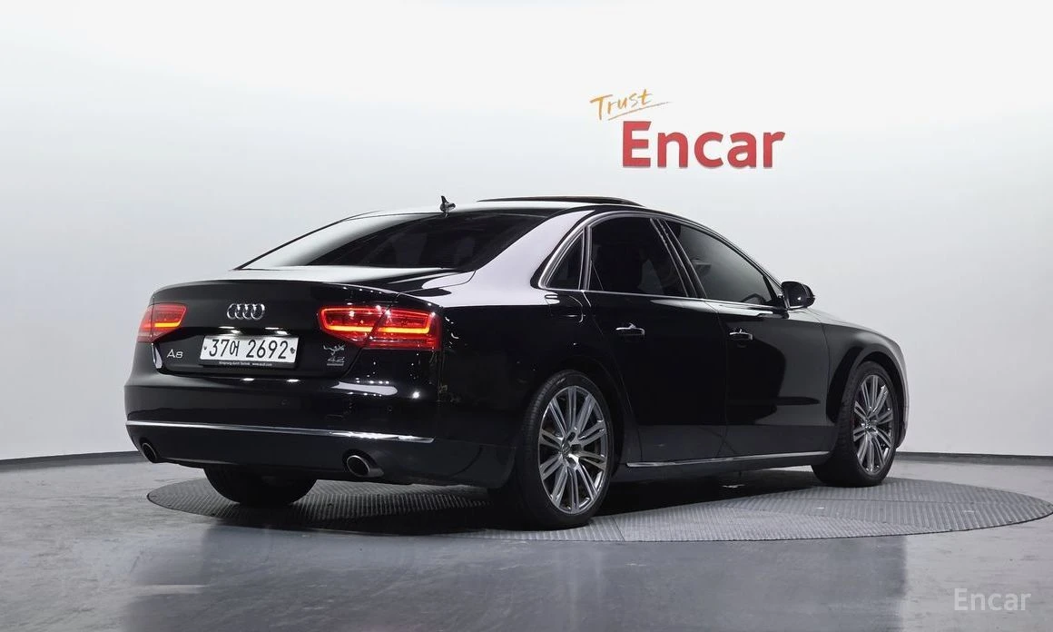 Audi A8, снимка 2 - Автомобили и джипове - 54601566