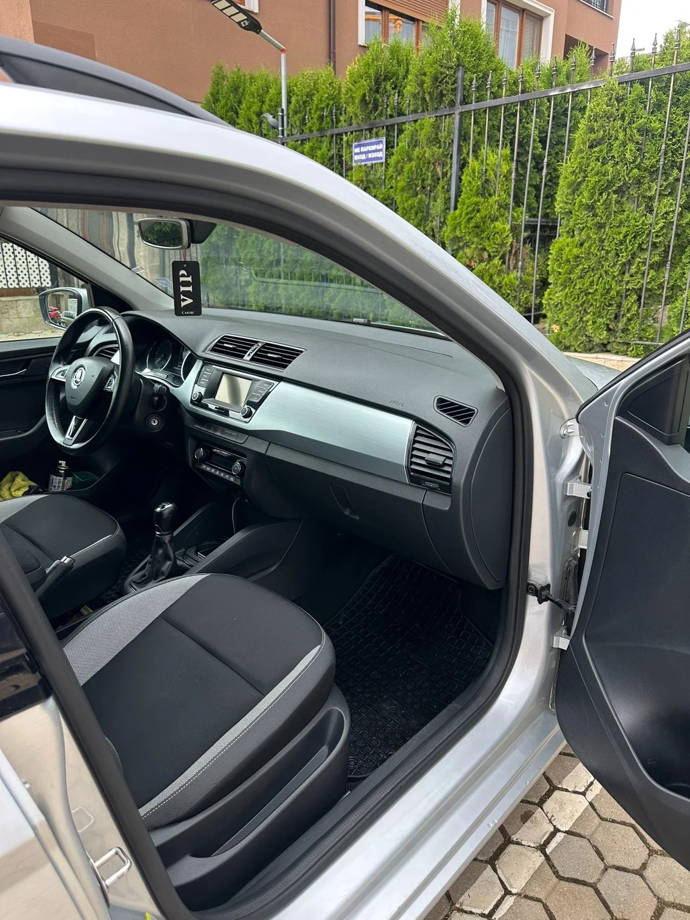 Skoda Fabia, снимка 9 - Автомобили и джипове - 54654862