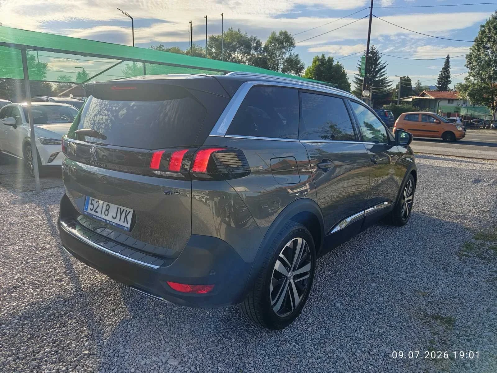 Peugeot 5008 2.0HDI 180ks.GT-Line Топ състояние!!!, снимка 5 - Автомобили и джипове - 55225307