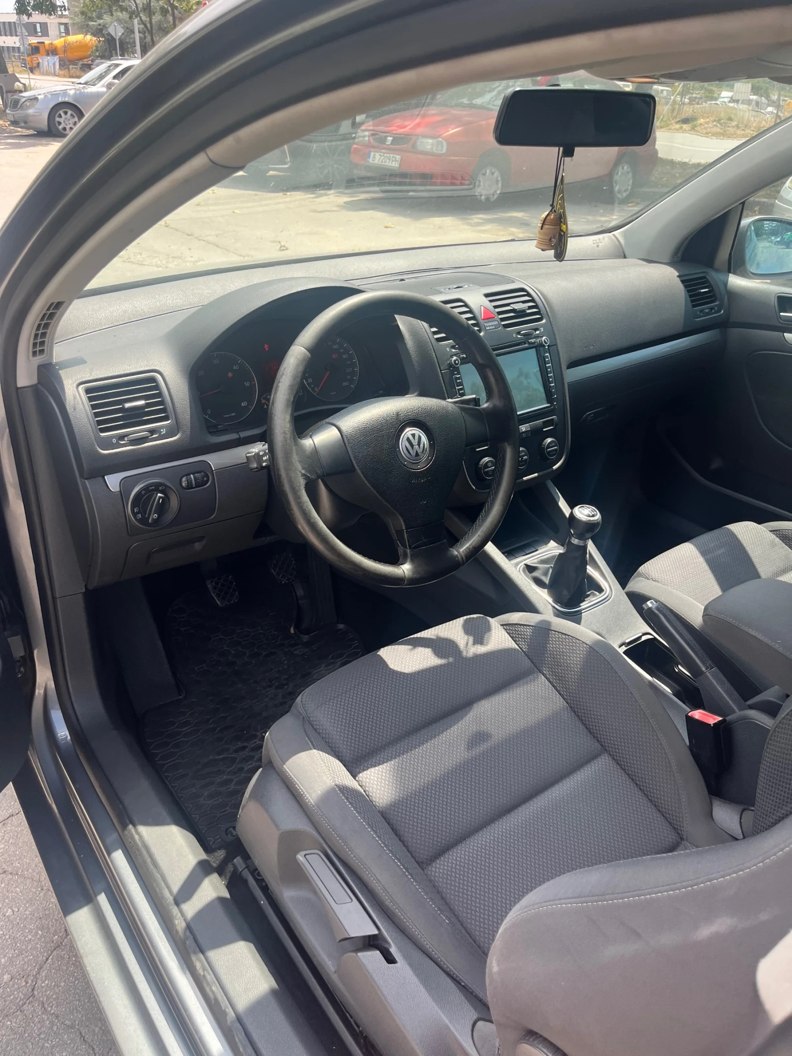 VW Golf, снимка 5 - Автомобили и джипове - 55590069