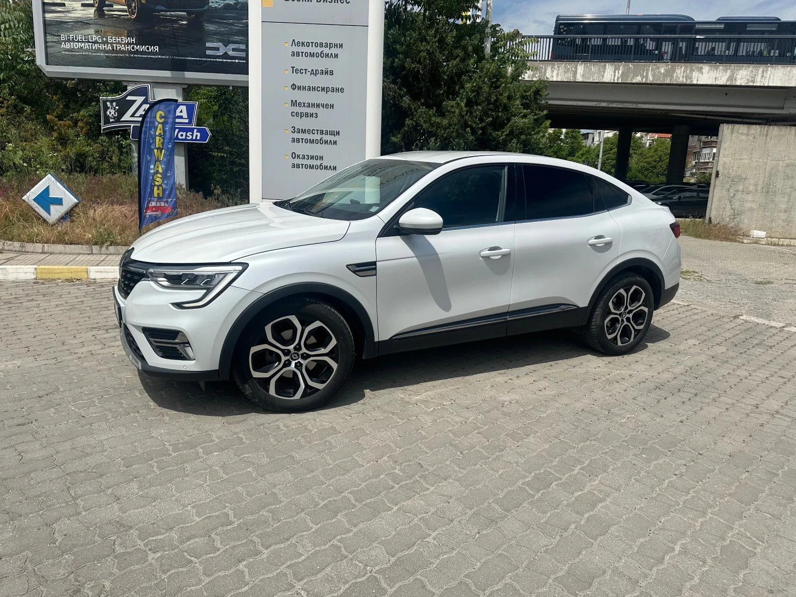 Renault Arkana 1.6 E-Tech Hybrid, снимка 2 - Автомобили и джипове - 55594919