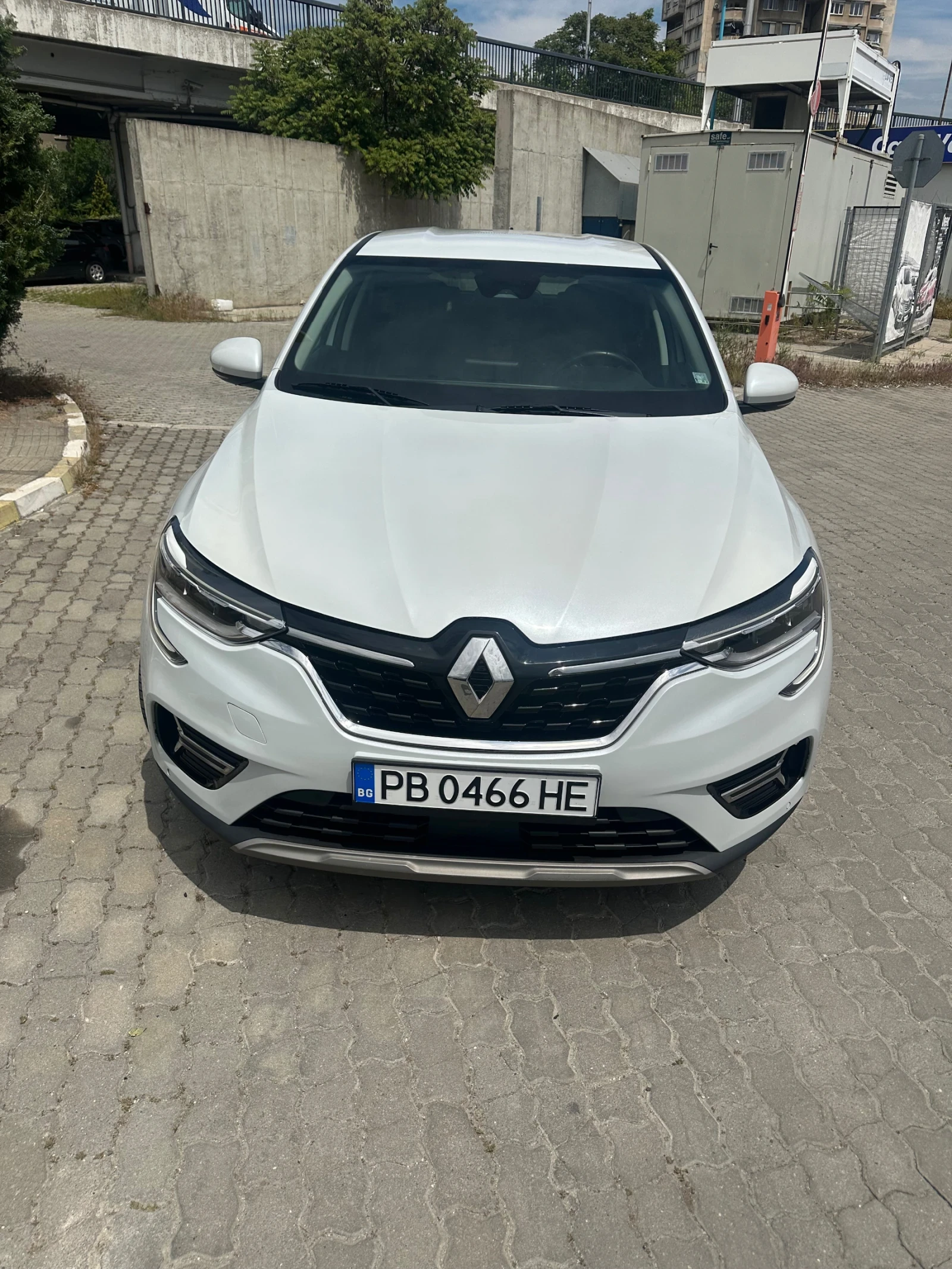 Renault Arkana 1.6 E-Tech Hybrid, снимка 5 - Автомобили и джипове - 55594919