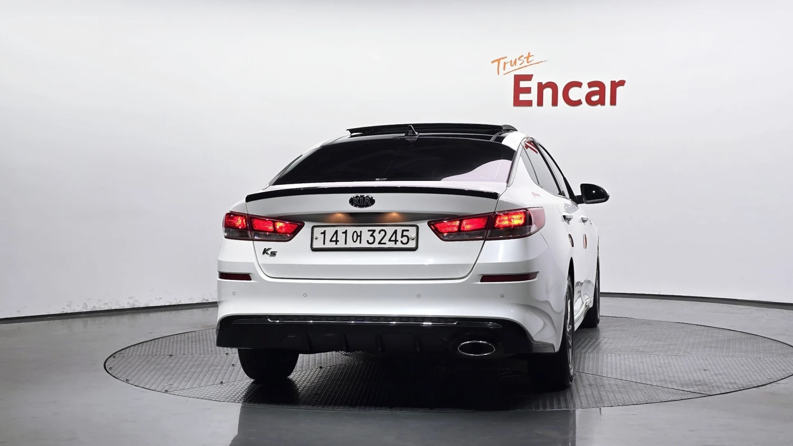 Kia K5 PRESTIGE 2.0 LPi (ГАЗ)* ПОДГРЕВ ВОЛАН/СЕДАЛКИ, снимка 4 - Автомобили и джипове - 55648274