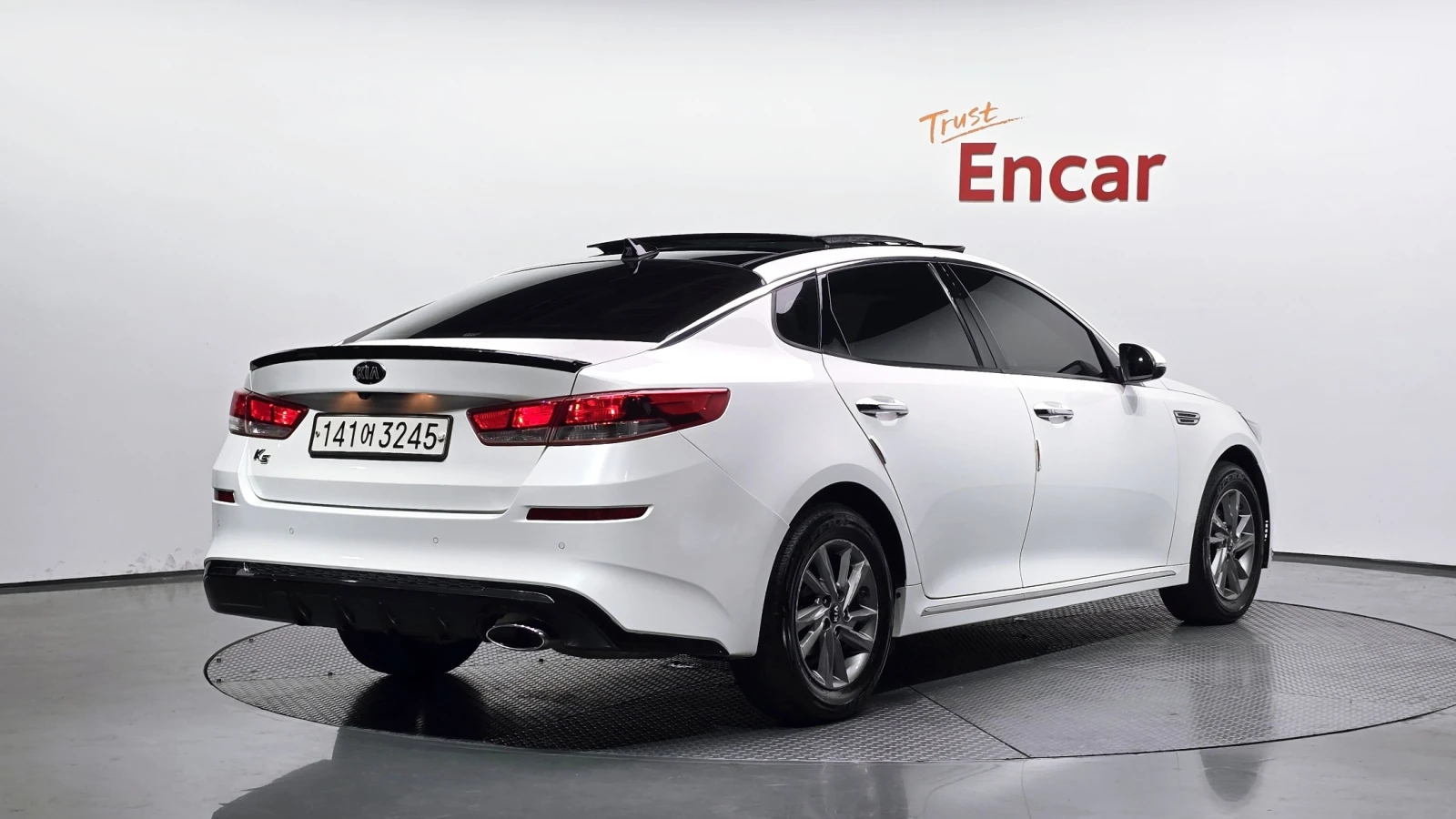 Kia K5 PRESTIGE 2.0 LPi (ГАЗ)* ПОДГРЕВ ВОЛАН/СЕДАЛКИ, снимка 2 - Автомобили и джипове - 55648274