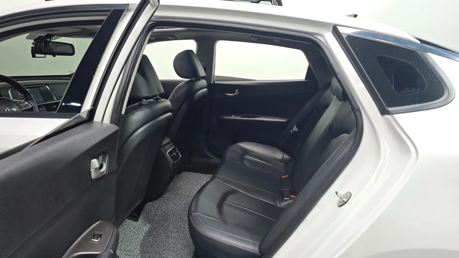 Kia K5 PRESTIGE 2.0 LPi (ГАЗ)* ПОДГРЕВ ВОЛАН/СЕДАЛКИ, снимка 15 - Автомобили и джипове - 55648274