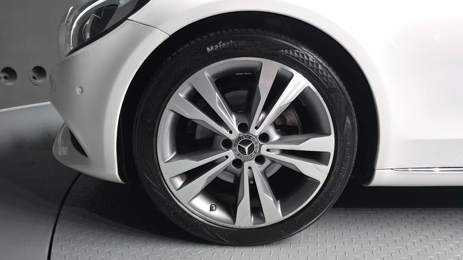 Mercedes-Benz C 220 Avantgarde, снимка 15 - Автомобили и джипове - 55655825