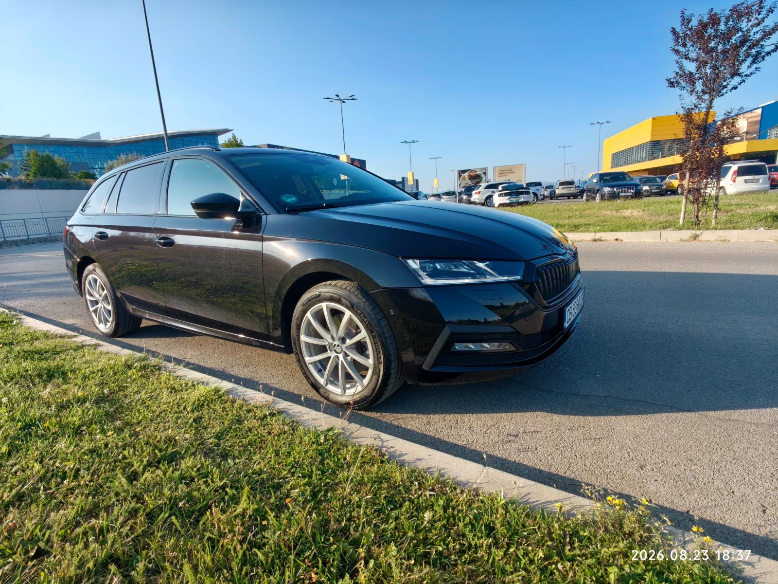 Skoda Octavia 2.0TDI 150к.с.4х4 панорама, head up, снимка 2 - Автомобили и джипове - 55781827