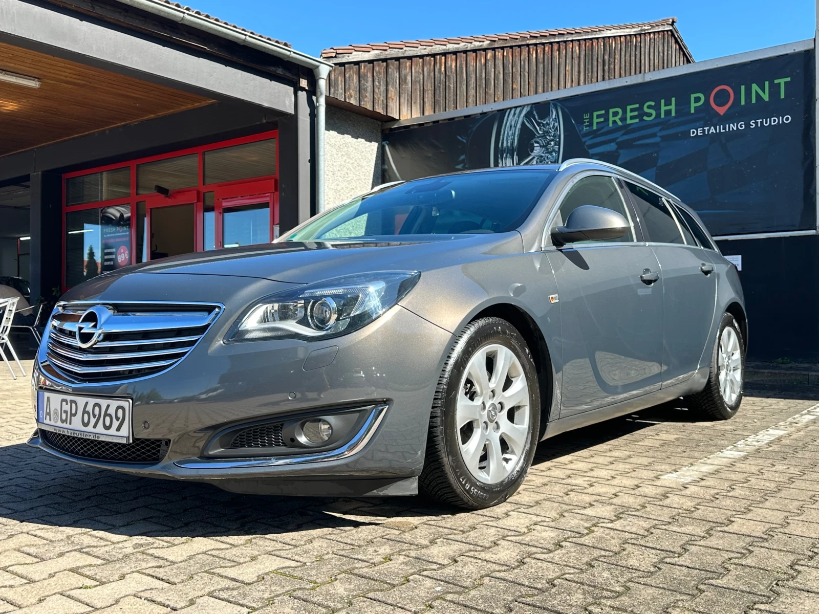 Opel Insignia, снимка 2 - Автомобили и джипове - 55827799