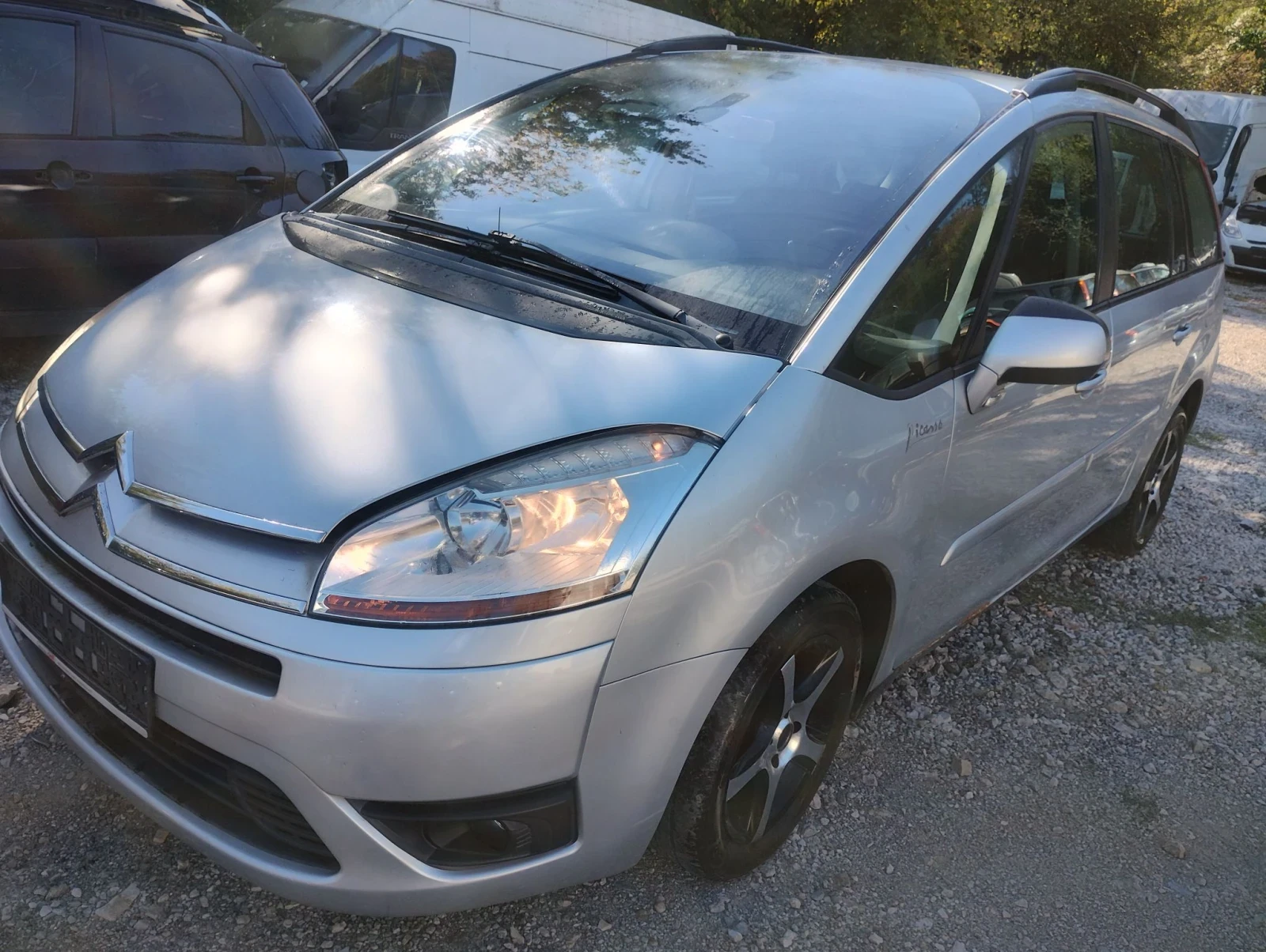 Citroen Grand C4 Picasso 1.6hdi, снимка 4 - Автомобили и джипове - 56112251