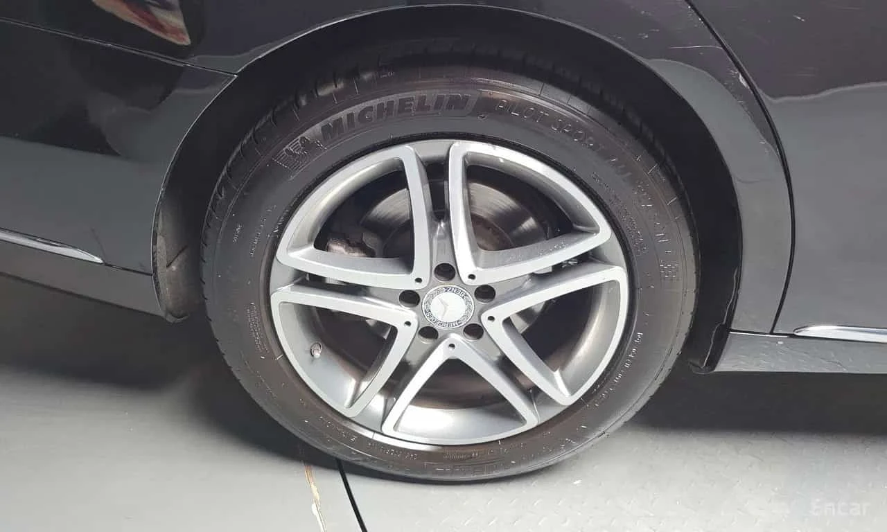 Mercedes-Benz S 400 * S400L 4MATIC * АВТОКРЕДИТ * , снимка 5 - Автомобили и джипове - 56180348