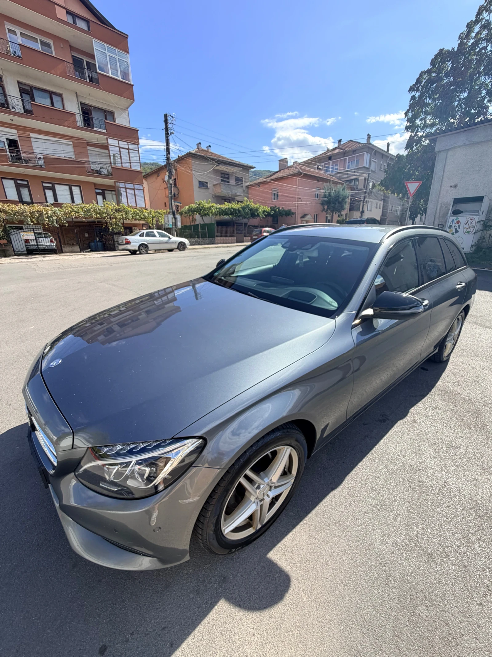 Mercedes-Benz C 250 | AIRMATIC | BURMESTER | HUD | DISTRONIC | 9G | , снимка 8 - Автомобили и джипове - 56226824