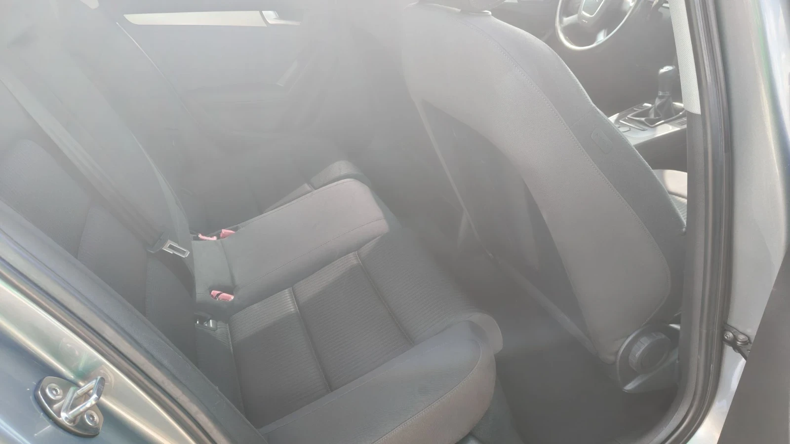Audi A4 2.0 TDI - СЕДАН, снимка 10 - Автомобили и джипове - 56258034