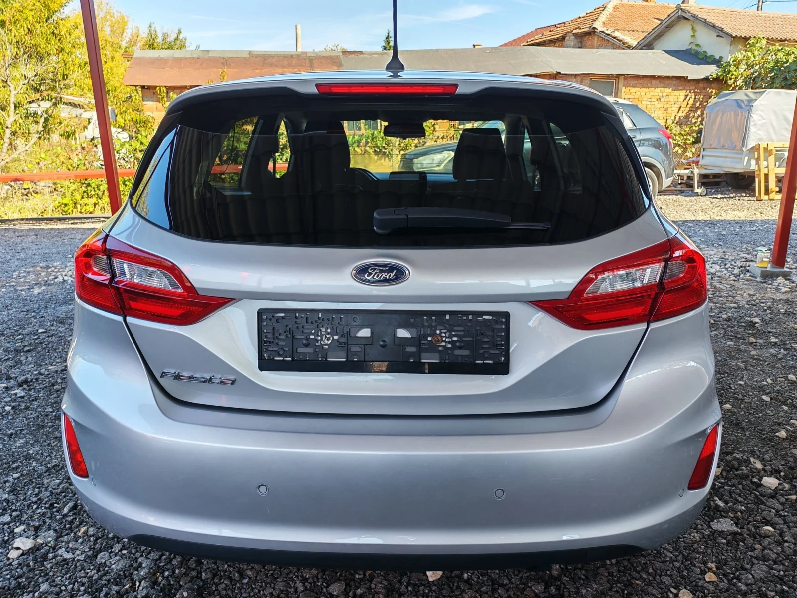 Ford Fiesta 1.5 ����� 85 �. �.  | Mobile.bg � ����������� 6