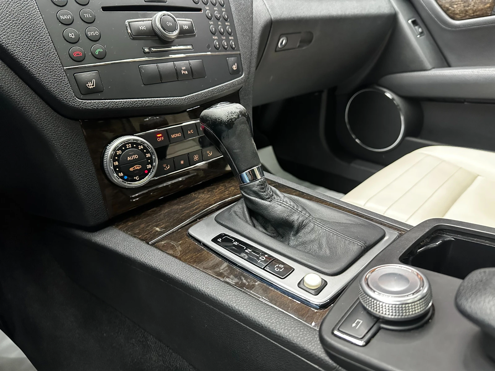 Mercedes-Benz C 320 3.0d/AMG/Designo/4MATIC | Mobile.bg � ����������� 11