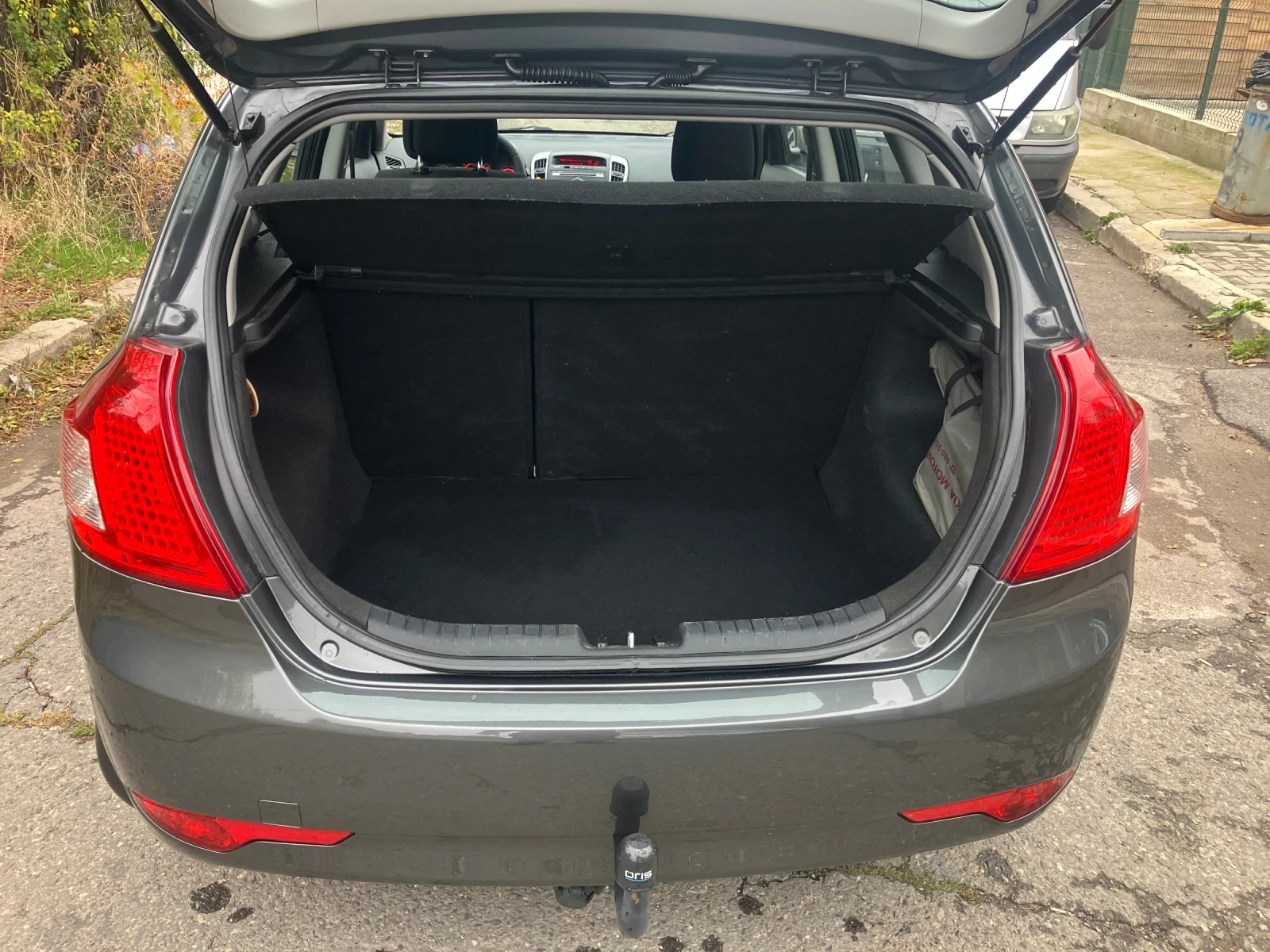 Kia Ceed 1.6/126к.с./Отличена, снимка 7 - Автомобили и джипове - 56727146
