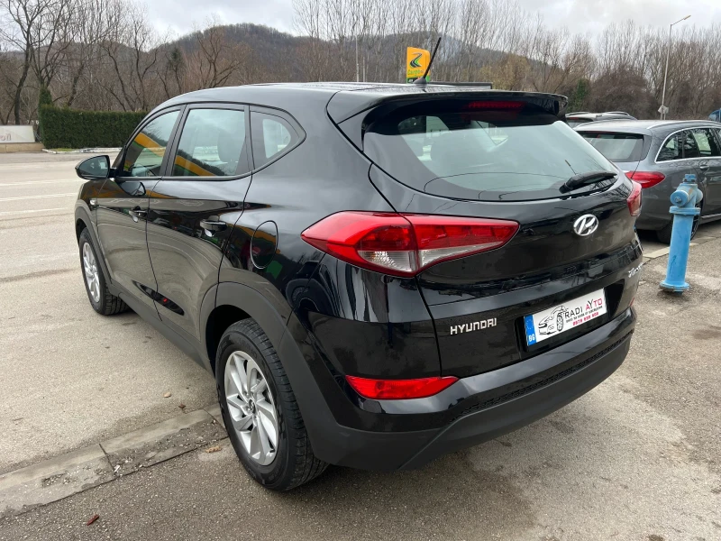 Hyundai Tucson 1.6T ШВЕЙЦАРИЯ, снимка 4 - Автомобили и джипове - 48227632