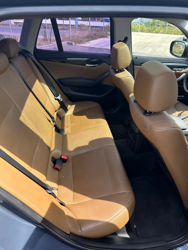 BMW X1, снимка 4 - Автомобили и джипове - 51828637