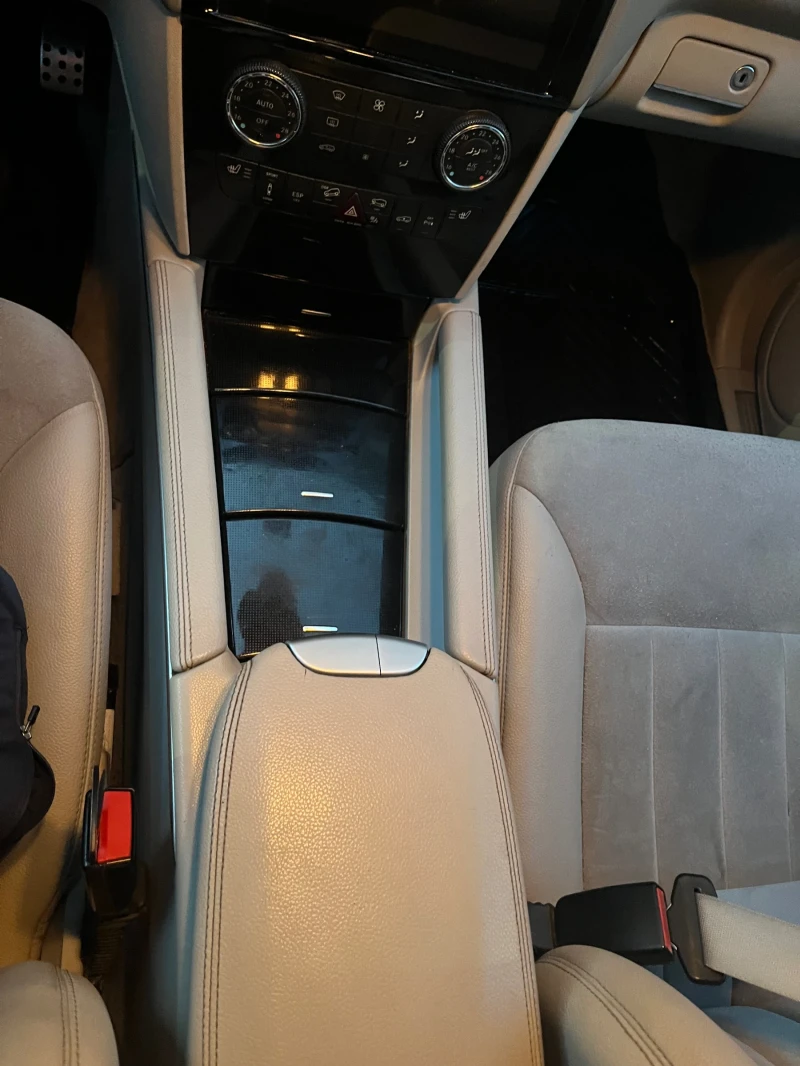 Mercedes-Benz ML 320, снимка 10 - Автомобили и джипове - 52555615