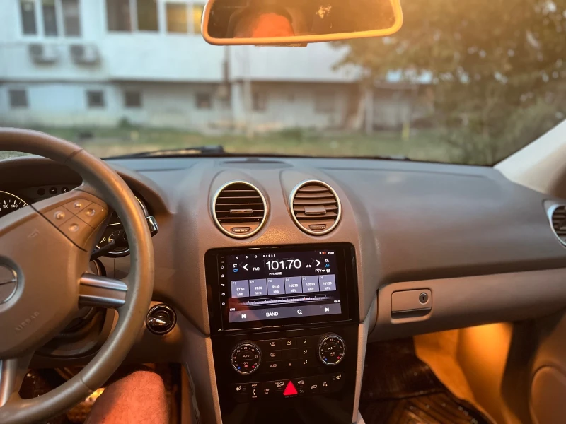 Mercedes-Benz ML 320, снимка 13 - Автомобили и джипове - 52555615