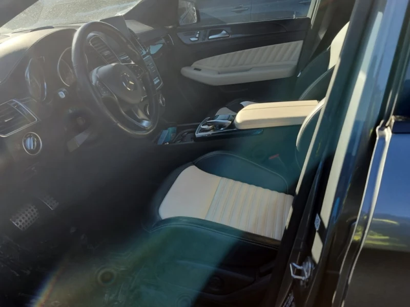 Mercedes-Benz GLE * AMG 43 * CARFAX * БЕЗ ПЪРВОНАЧАЛНА ВНОСКА, снимка 5 - Автомобили и джипове - 53157717