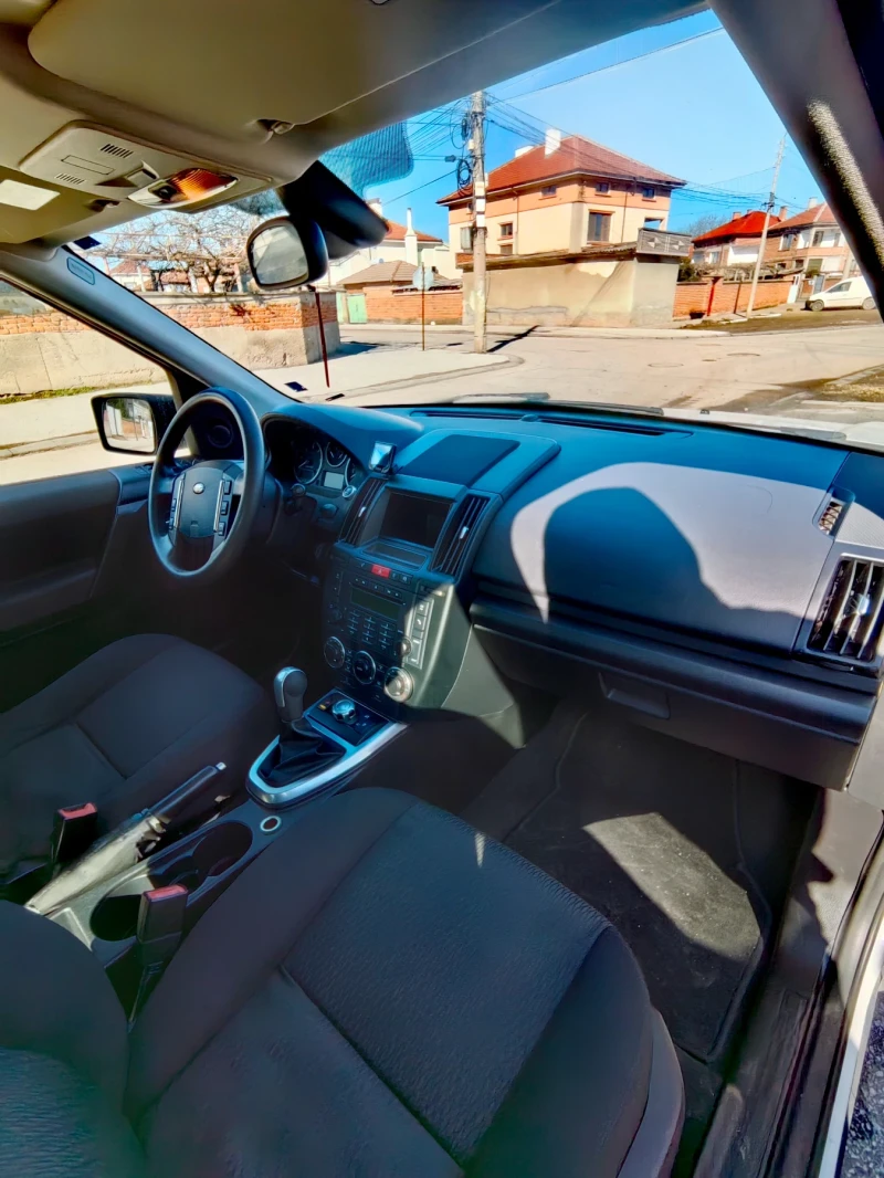 Land Rover Freelander 2.2, снимка 9 - Автомобили и джипове - 53269245