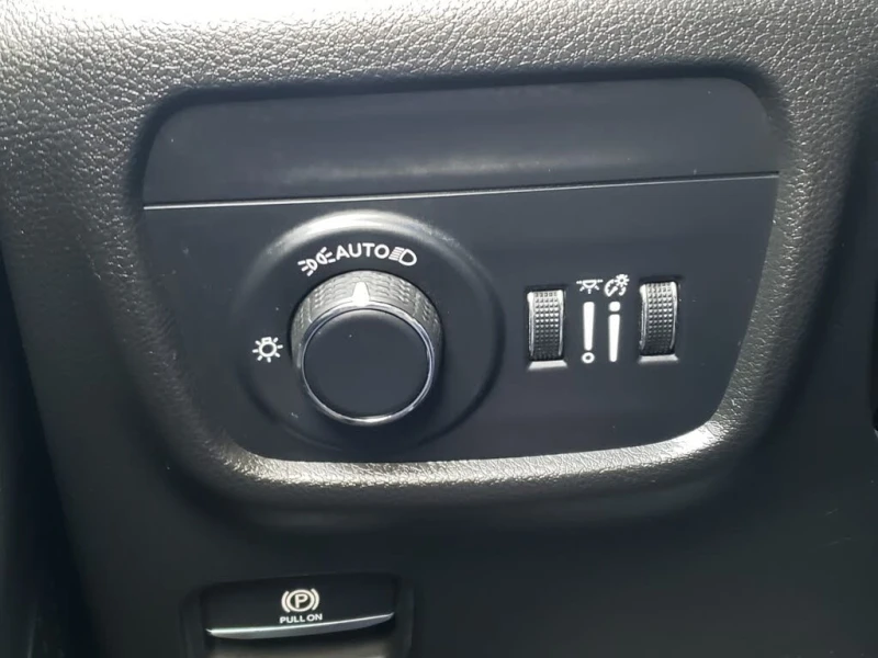 Jeep Grand cherokee 2024| Altitude 4WD V6, снимка 13 - Автомобили и джипове - 53341054