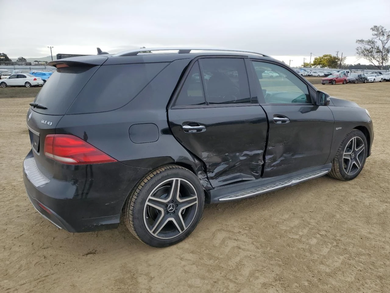 Mercedes-Benz GLE 43 AMG 4MATIC HARMAN/KARDON* ПОДГРЕВ* ОБДУХВАНЕ* ПАНО - изображение 6