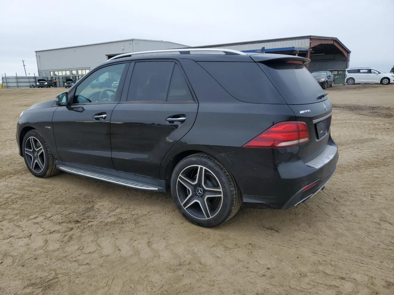 Mercedes-Benz GLE 43 AMG 4MATIC HARMAN/KARDON* ПОДГРЕВ* ОБДУХВАНЕ* ПАНО - изображение 4