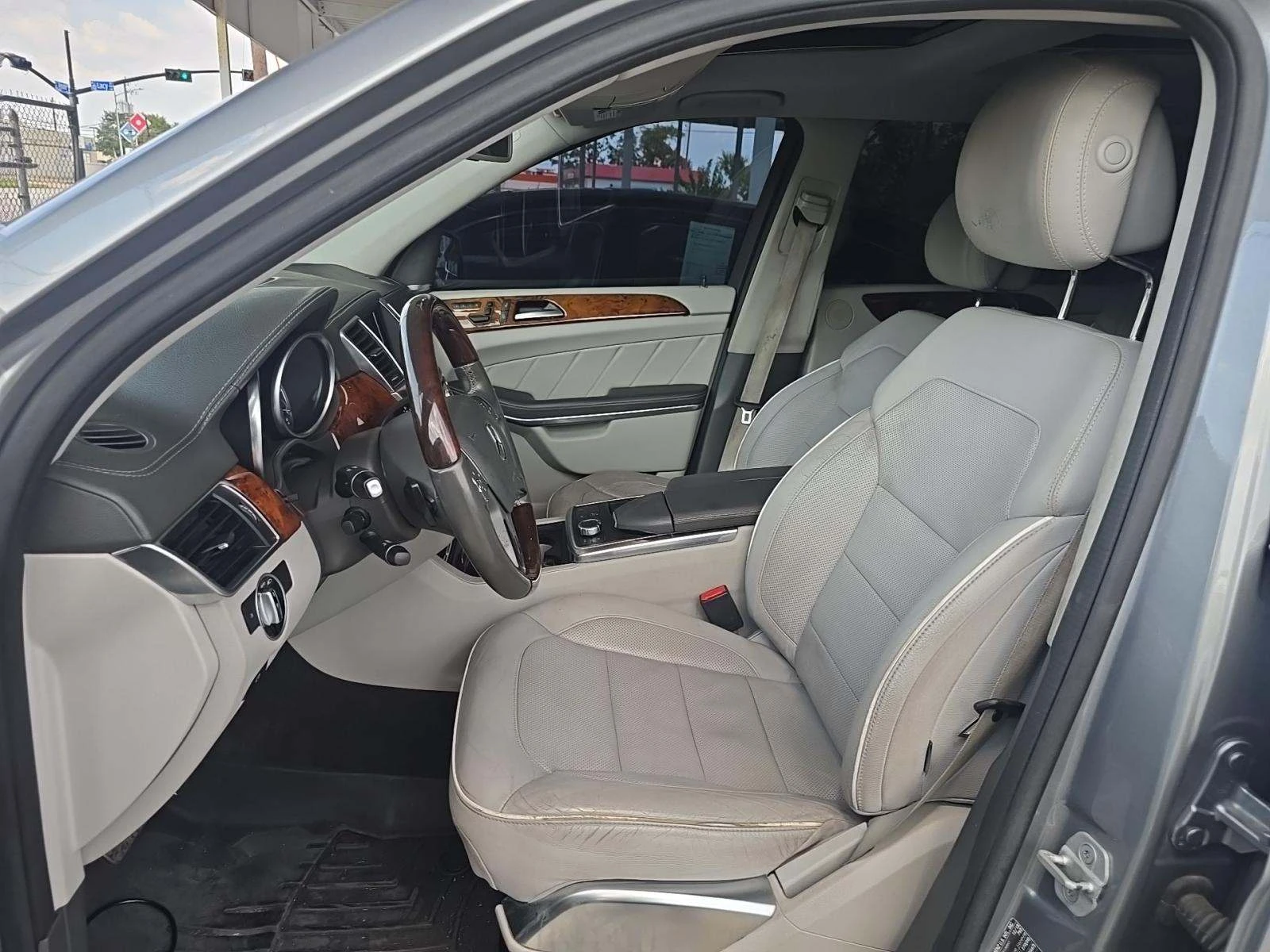 Mercedes-Benz GL 500 550 4MATIC AMG* DISTRONIC+ * ПАНО* 7 МЕСТНА* КРАЙН - изображение 6