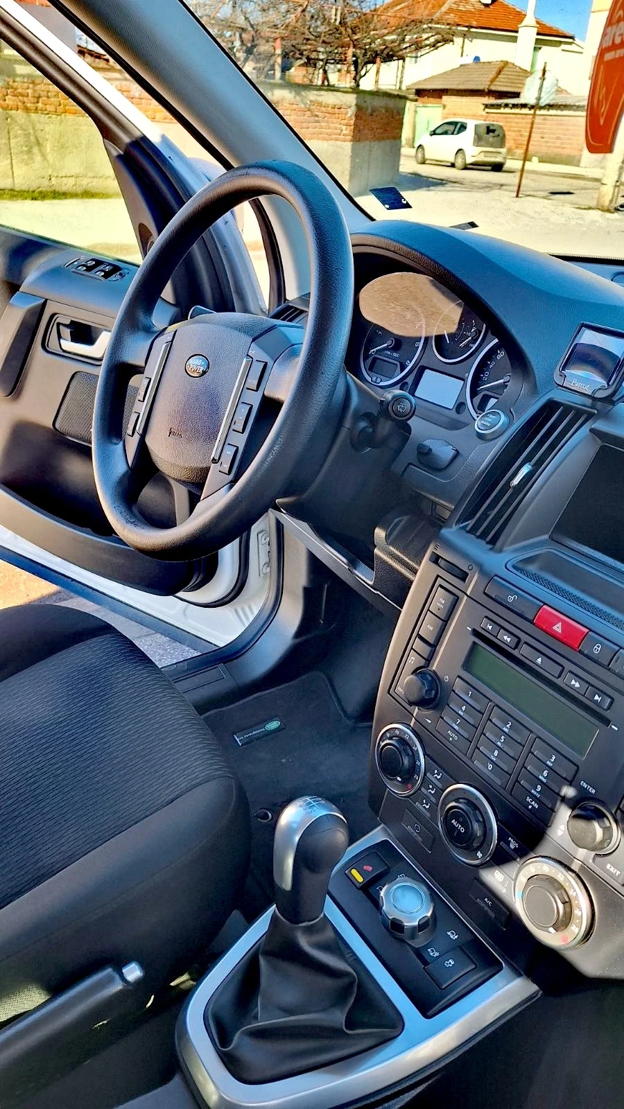 Land Rover Freelander 2.2 - изображение 10