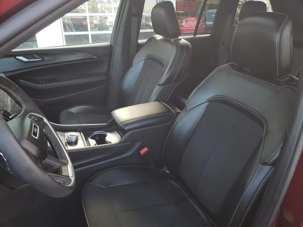 Jeep Grand cherokee 2024| Altitude 4WD V6 - изображение 10