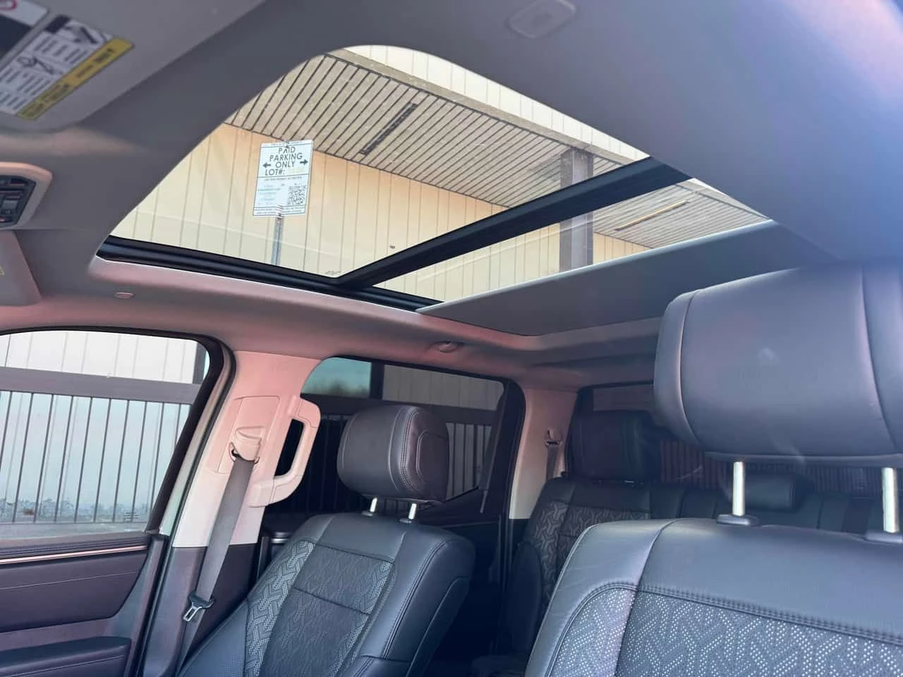 Toyota Tundra * Limited * ЛИЦЕНЗИРАН ДИЛЪР * ОБДУХВАНЕ * 360, снимка 13 - Автомобили и джипове - 54586295