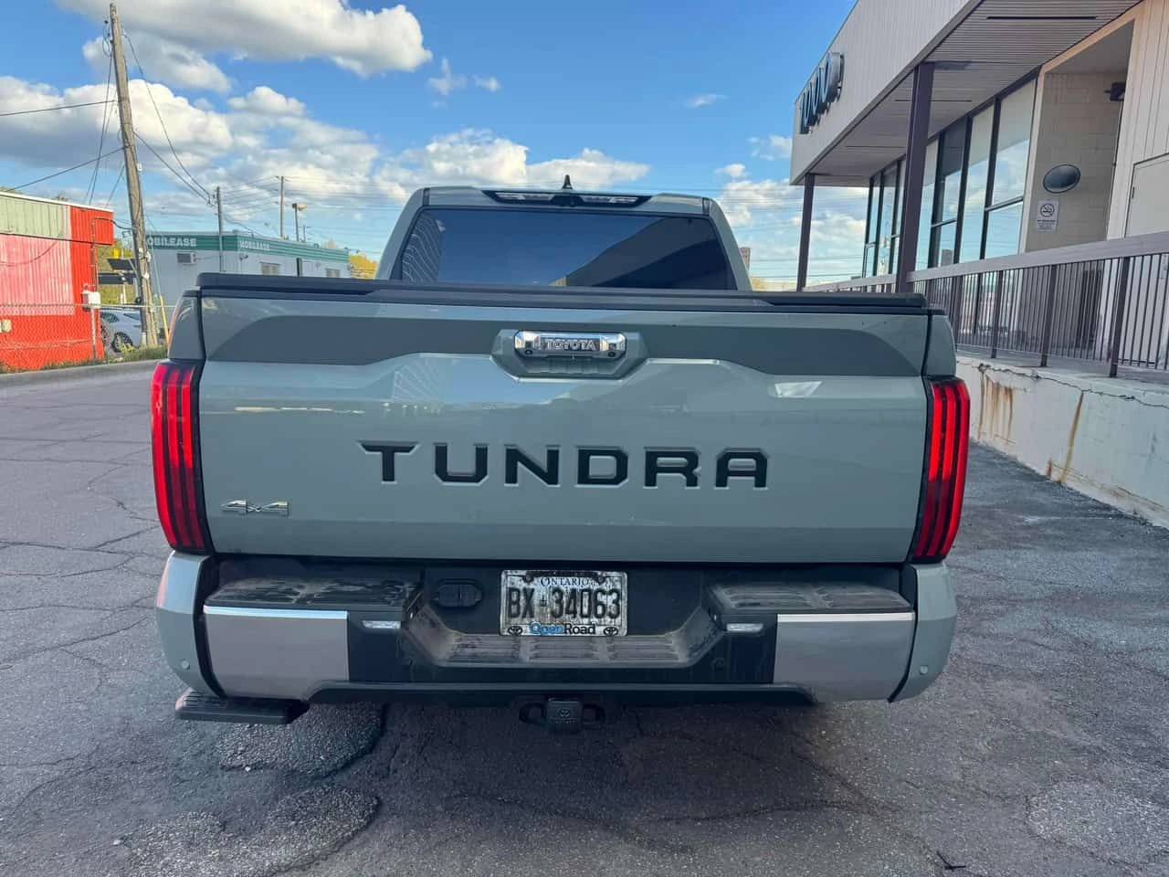 Toyota Tundra * Limited * ЛИЦЕНЗИРАН ДИЛЪР * ОБДУХВАНЕ * 360, снимка 4 - Автомобили и джипове - 54586295