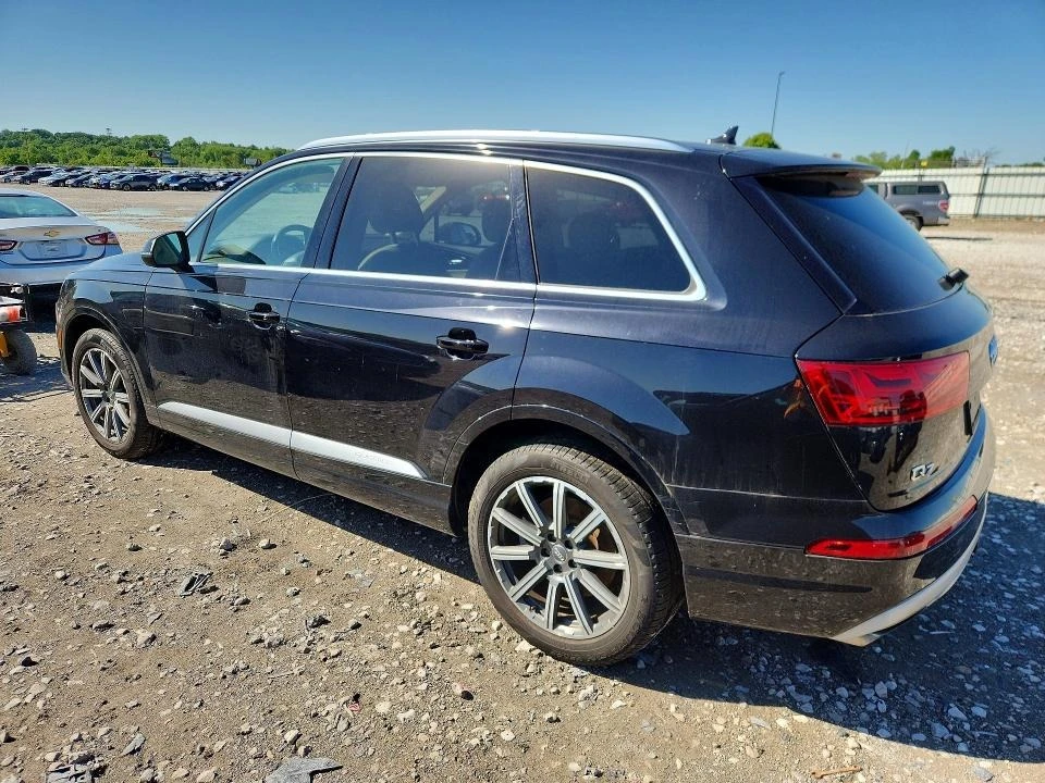 Audi Q7, снимка 2 - Автомобили и джипове - 54599656