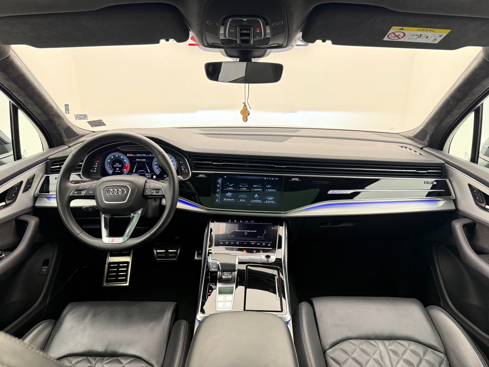 Audi SQ7 Quattro\BO\Sline\4.0, снимка 10 - Автомобили и джипове - 54682149