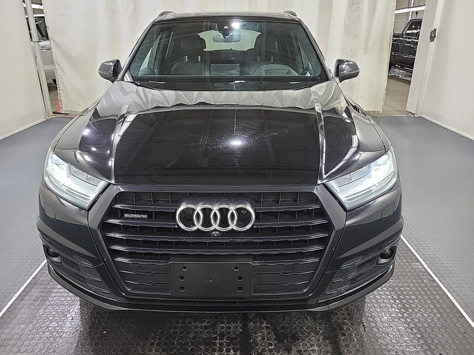 Audi Q7 TECHNIK, снимка 3 - Автомобили и джипове - 54766059