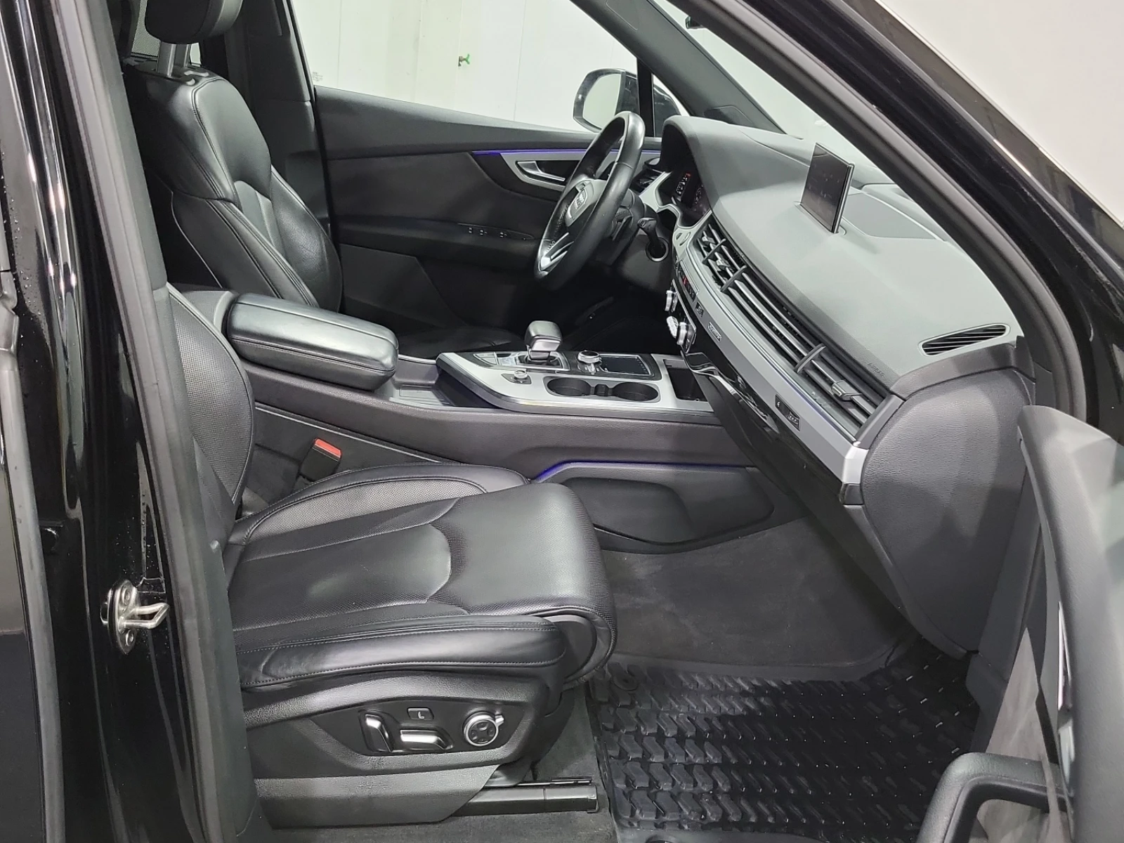 Audi Q7 TECHNIK, снимка 12 - Автомобили и джипове - 54766059