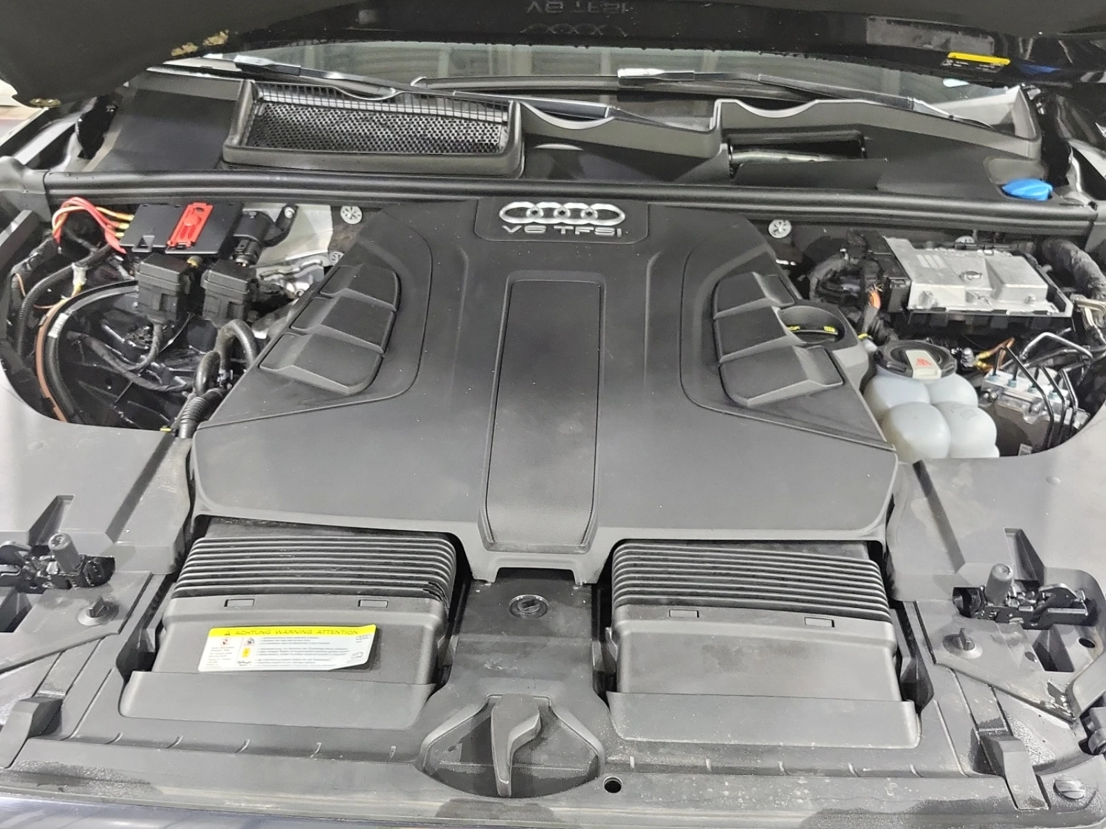 Audi Q7 TECHNIK, снимка 8 - Автомобили и джипове - 54766059