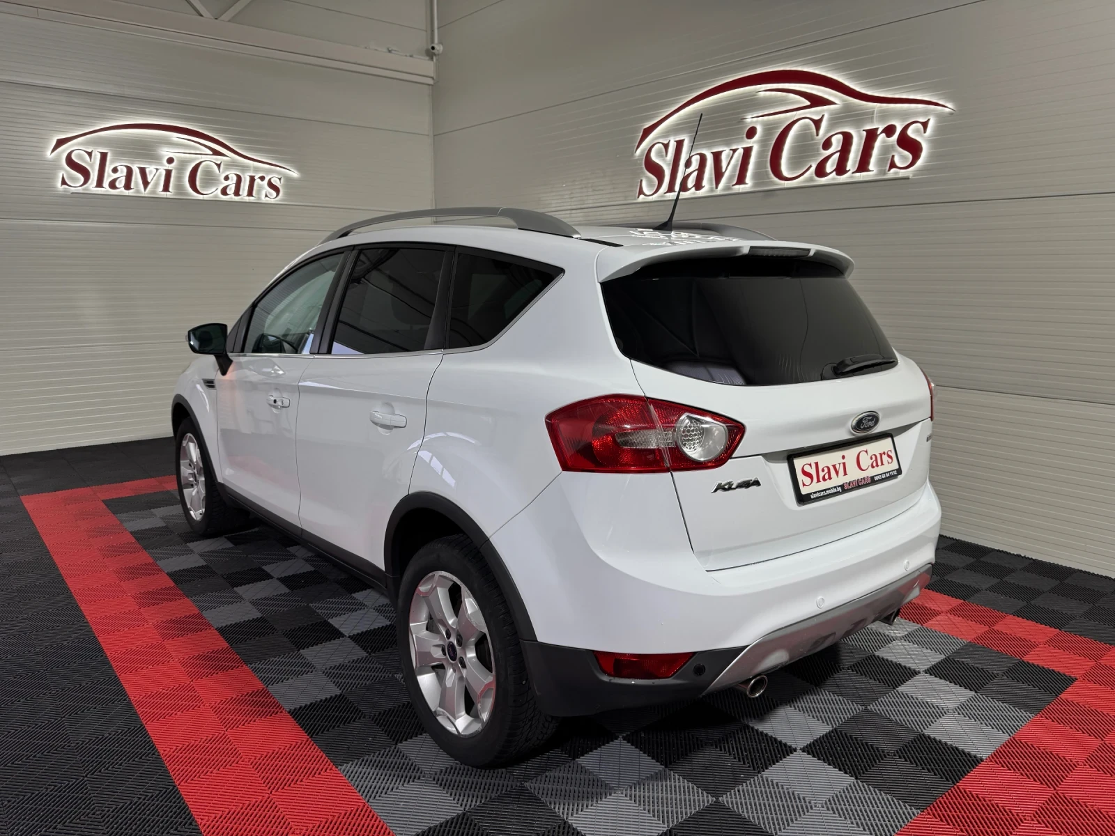 Ford Kuga 2.0 TDCI 136 h.p. - 4WD - TITANIUM, снимка 4 - Автомобили и джипове - 54811301