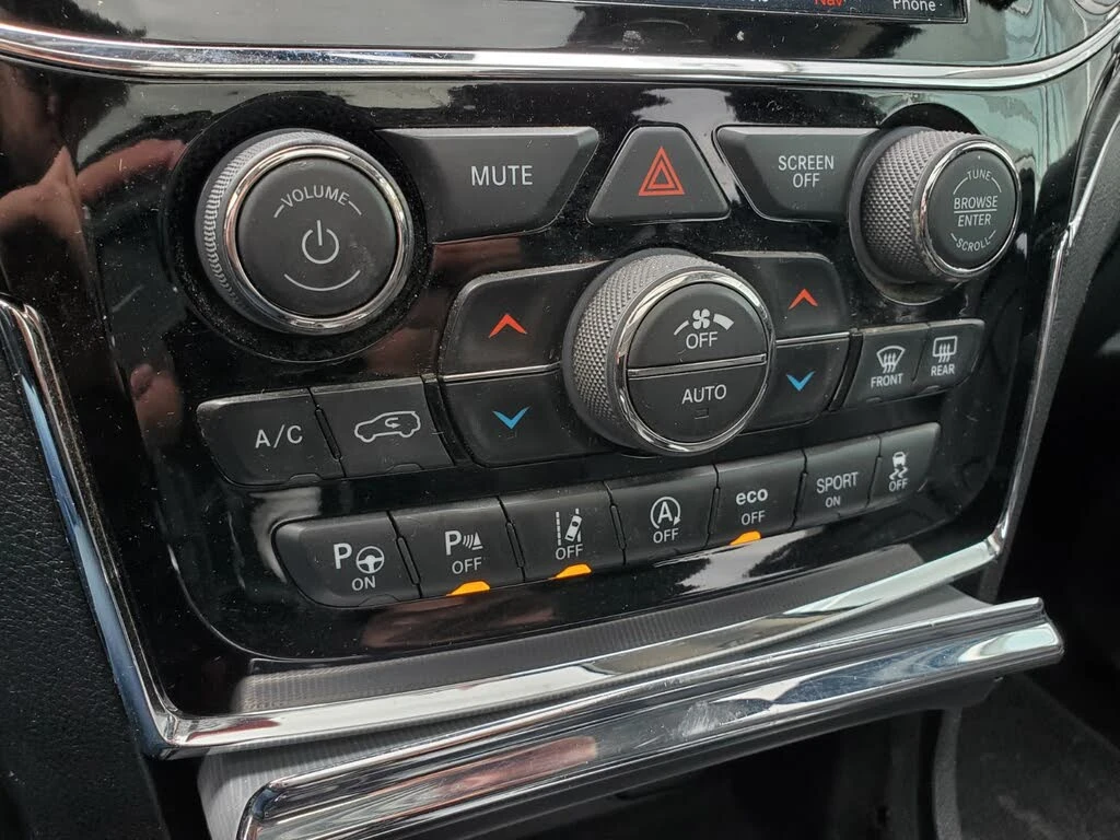 Jeep Grand cherokee Summit* FULL* ФИКСИРАНА ЦЕНА* , снимка 15 - Автомобили и джипове - 54912464