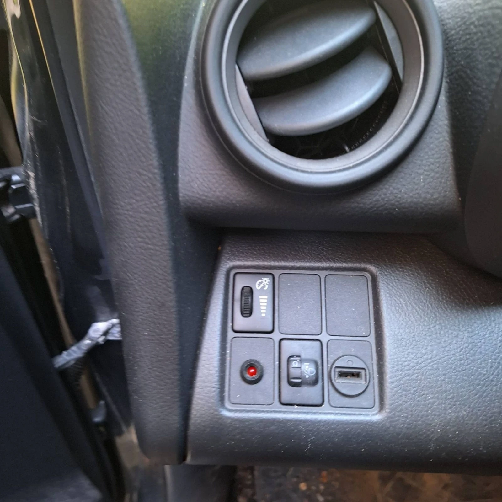 Toyota Rav4 2200, снимка 6 - Автомобили и джипове - 55325871