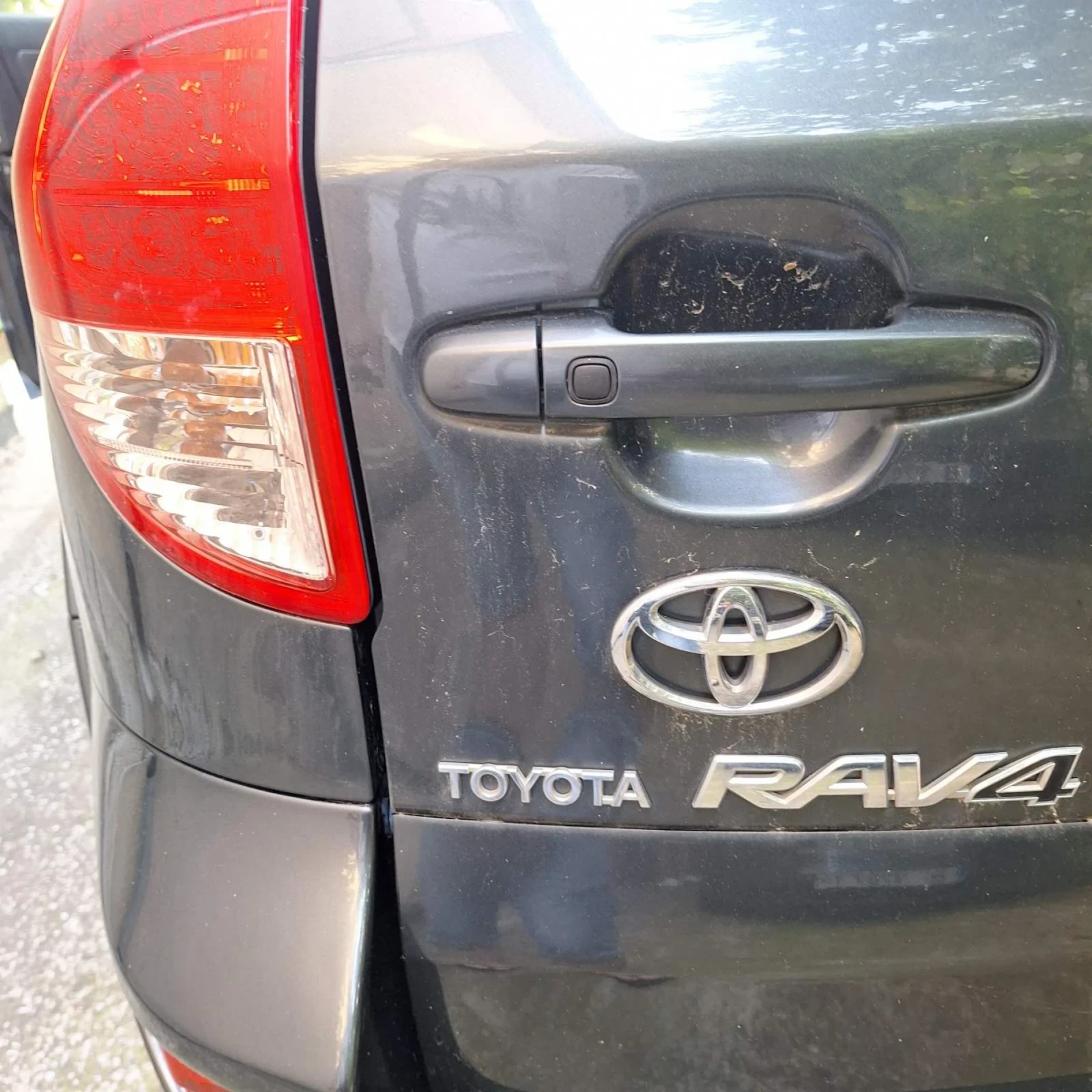 Toyota Rav4 2200, снимка 9 - Автомобили и джипове - 55325871