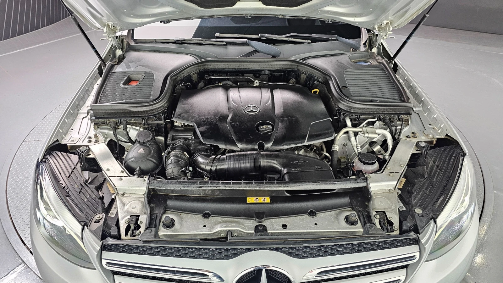 Mercedes-Benz GLC 220 4MATIC Premium | Панорама | HUD | Памет | Подгрев, снимка 6 - Автомобили и джипове - 55466434