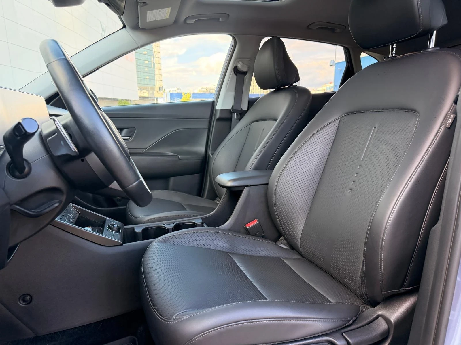 Hyundai Kona 65.4 kWh, снимка 11 - Автомобили и джипове - 56202379