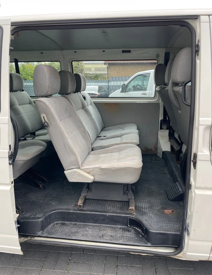 VW T4 Syncro 4x4 2.4 5 cilinder  с теглич - изображение 5