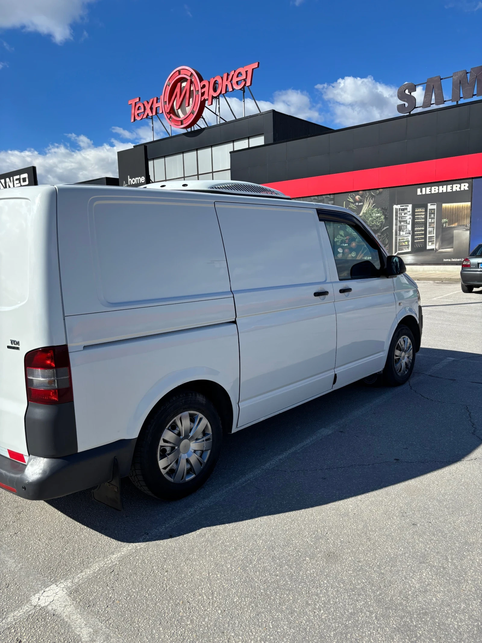 VW Transporter ХЛАДИЛЕН, 4х4, 2, 30 Далжина на товарно помещение - изображение 3