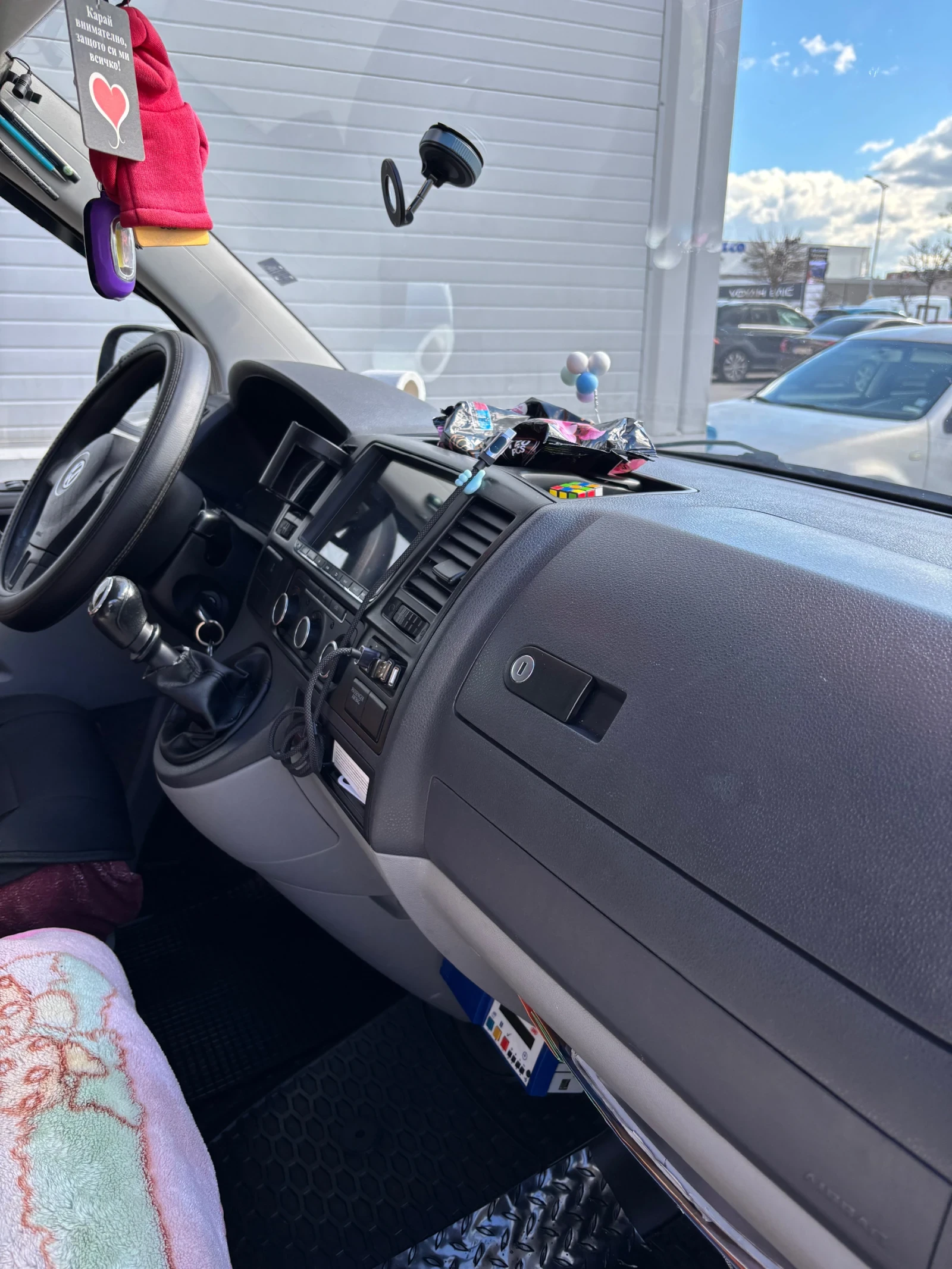 VW Transporter ХЛАДИЛЕН, 4х4, 2, 30 Далжина на товарно помещение - изображение 8