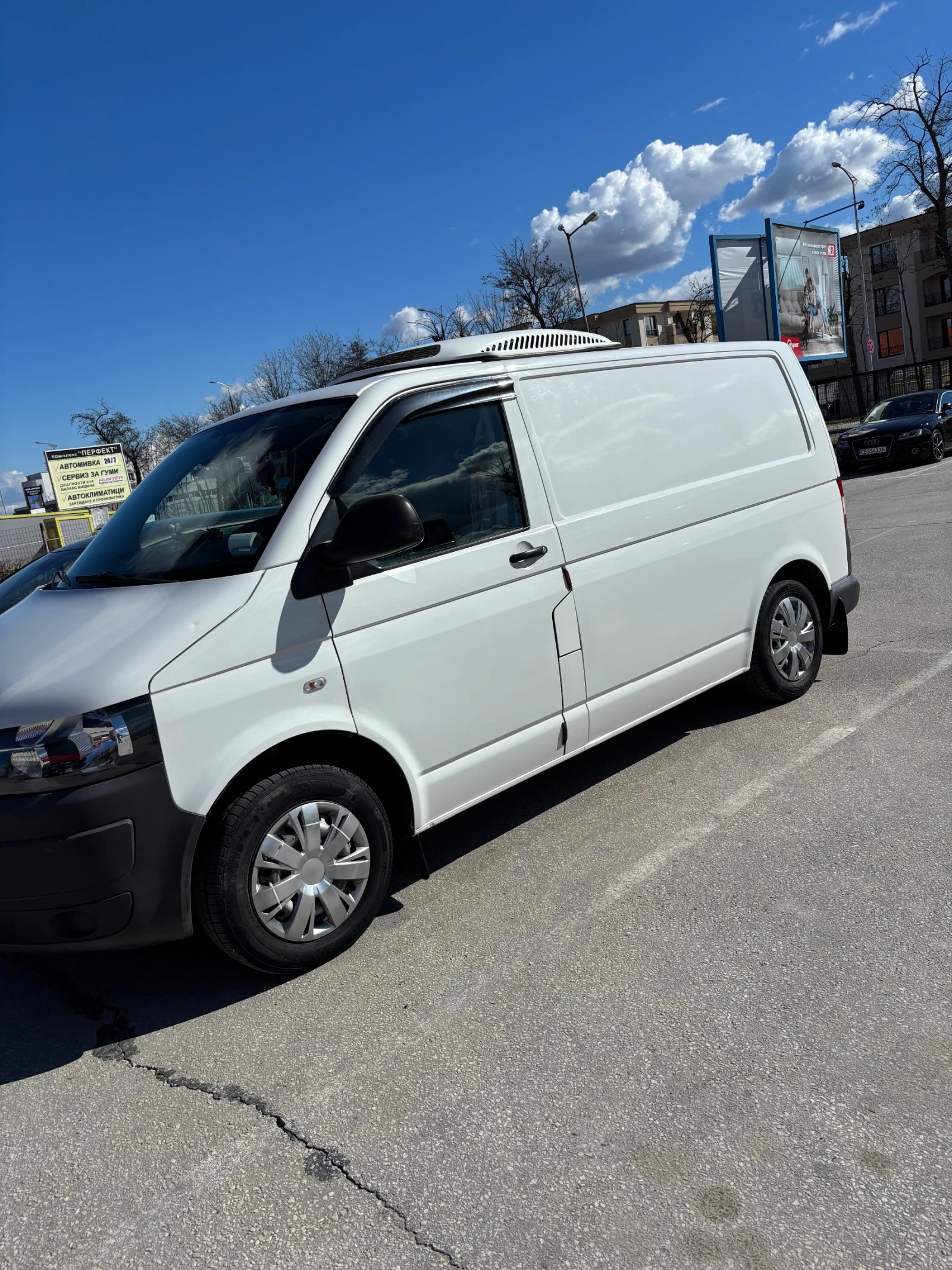 VW Transporter ХЛАДИЛЕН, 4х4, 2, 30 Далжина на товарно помещение - изображение 4